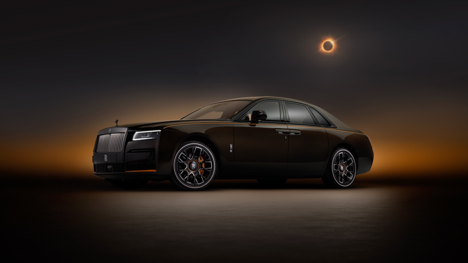 Rolls-Royce Ghost có thêm bản giới hạn, chưa công bố đã bán hết cả 25 xe