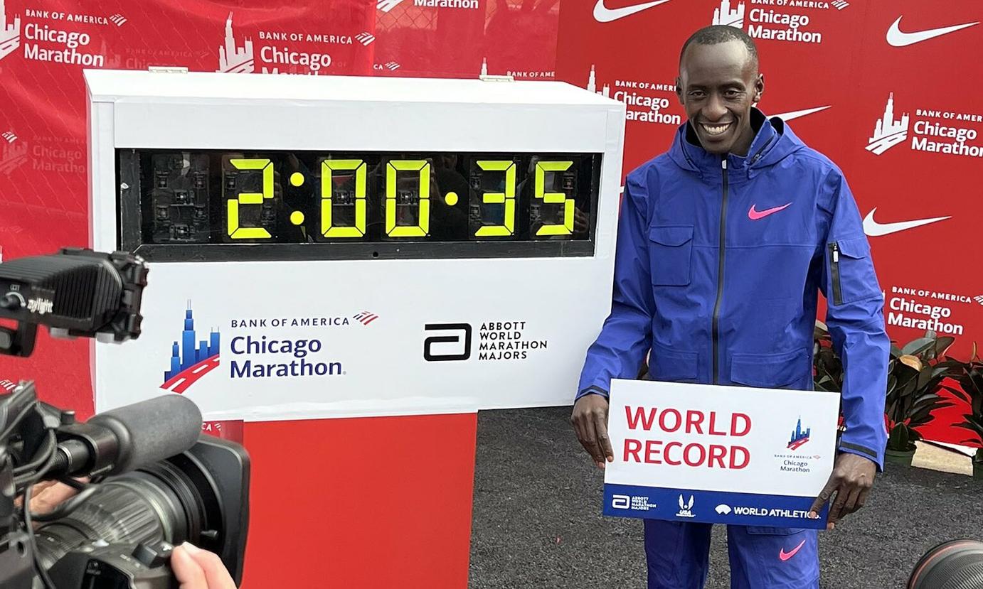 Kiptum được thưởng lớn nhờ kỷ lục marathon mới