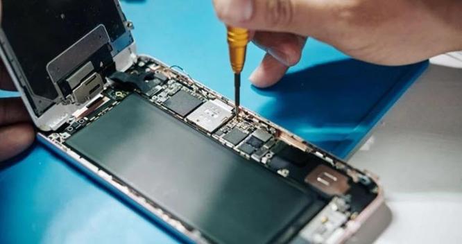 Dòng iPhone 14 dễ sửa chữa, nhưng lại khiến thợ sửa điện thoại muốn… bỏ nghề