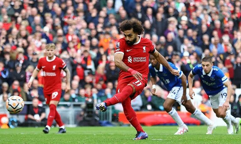 Liverpool hạ Everton nhờ cú đúp của Salah