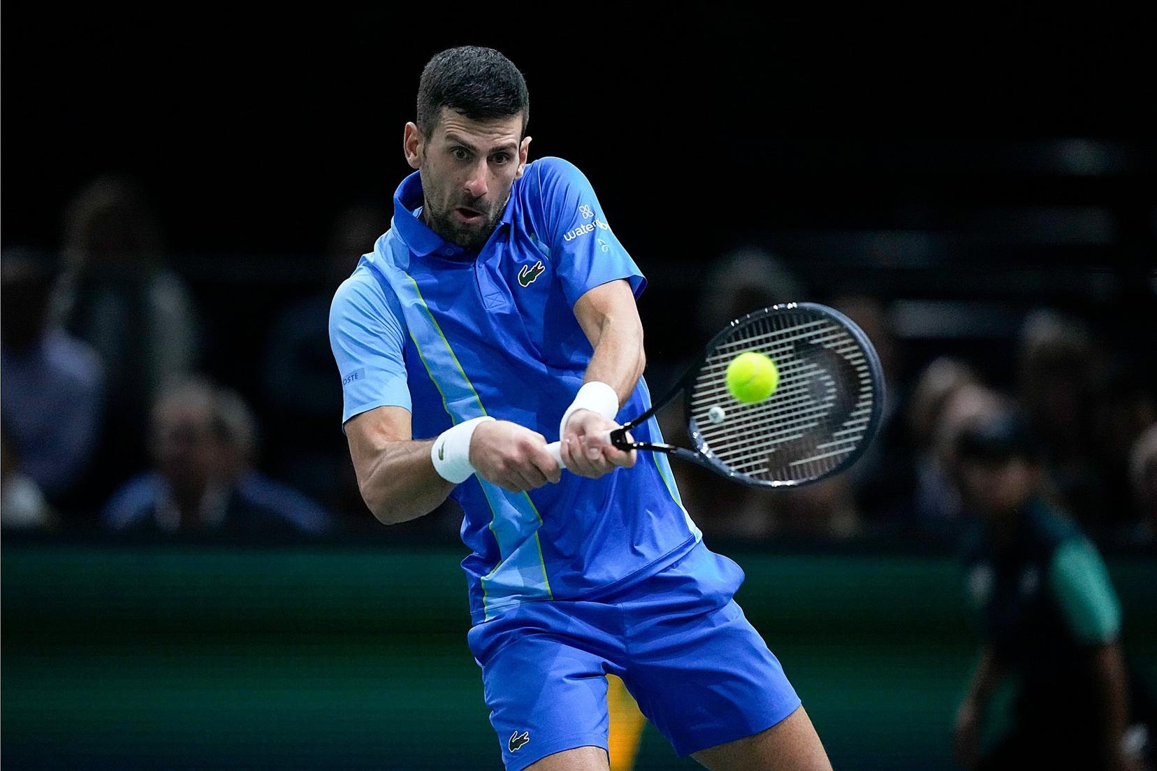 Djokovic cao tay ở chung kết Paris Masters như thế nào