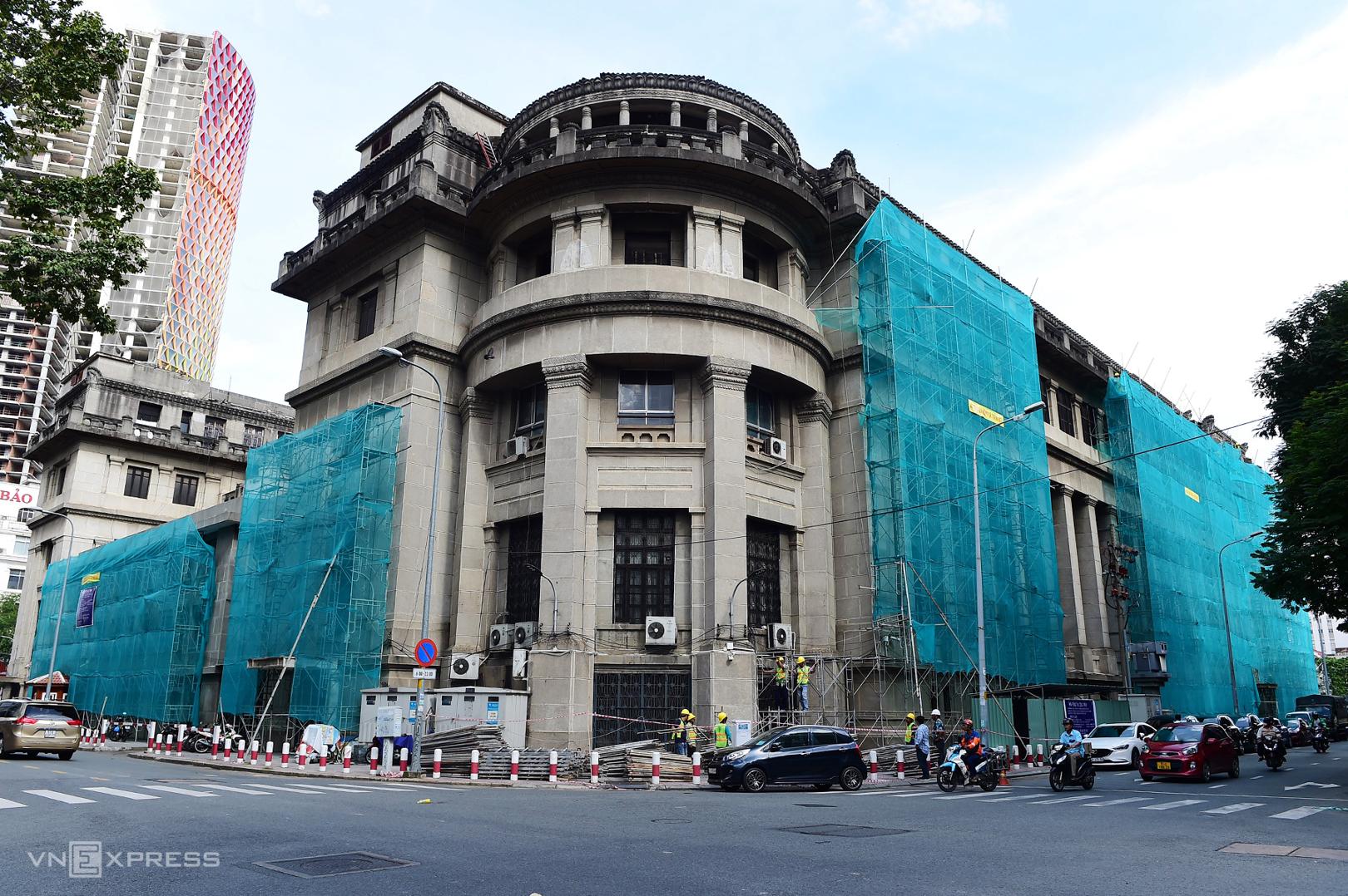 Tòa nhà Ngân hàng Nhà nước gần 100 tuổi được sửa chữa