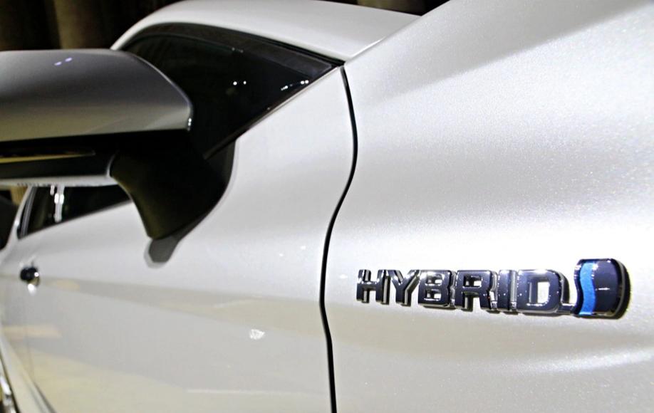 Xe hybrid chiếm đa số trong danh sách 10 ô tô đáng mua nhất Mỹ năm 2024